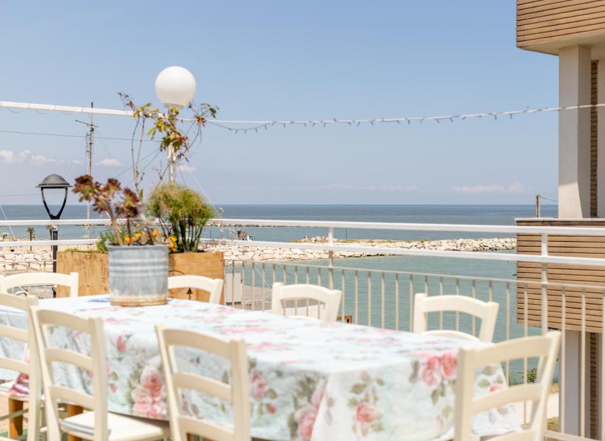 Hotel Villa Maris Rimini Ngoại thất bức ảnh